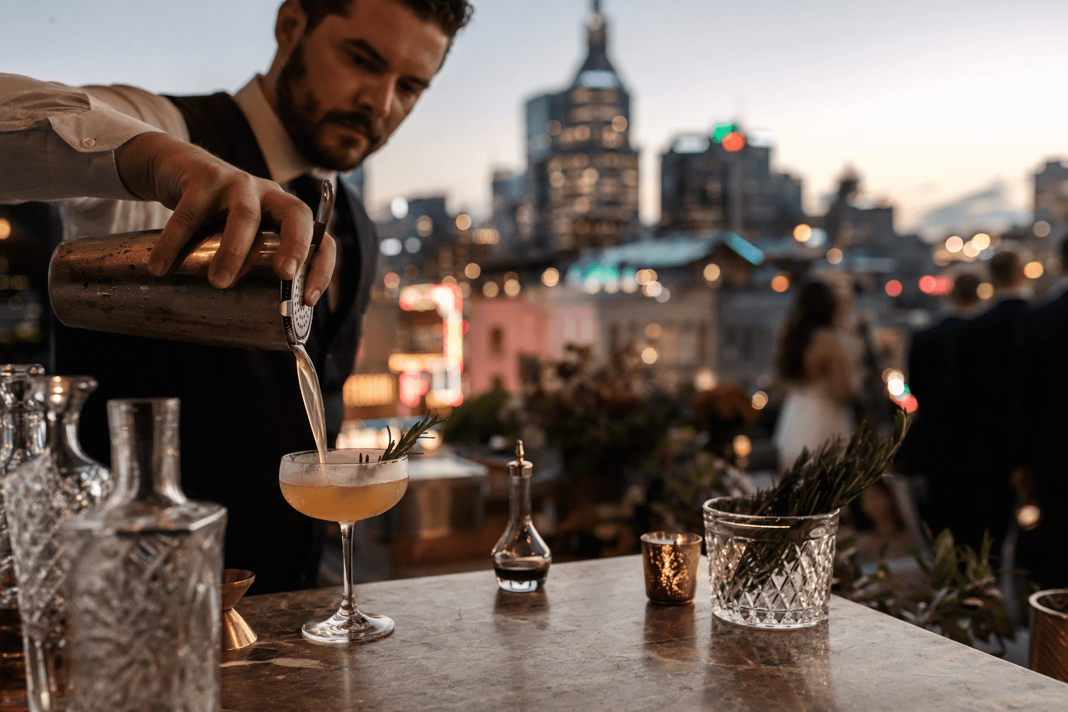 Wedding Bartending Services Nashville: Find Your Perfect Bar Team